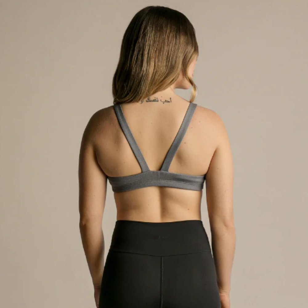 BNWT Wilma Yoga Top (In Black)